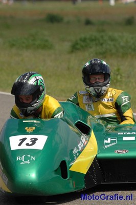 880061724_qsChs-XL.jpg