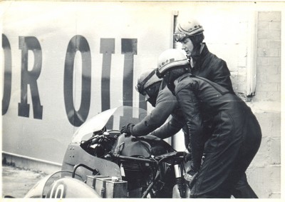 Dave Wallace (L) Malcolm Caley (C), Dave Ajax (R).jpg<br /><br />Dave Wallace was Brian Jones passenger.